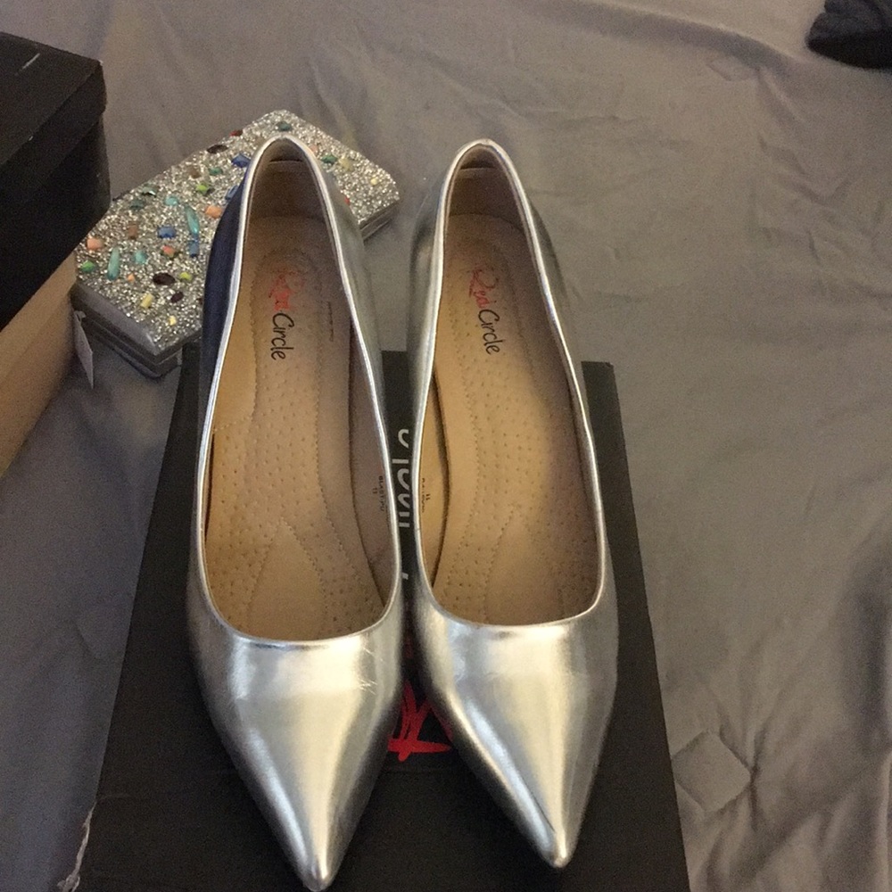Silver stiletto pumps
